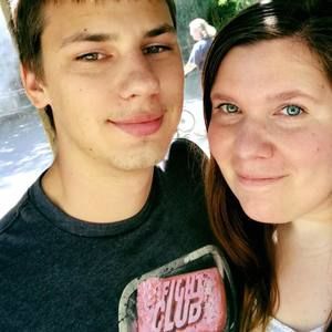 Meet your Posher, Hayley